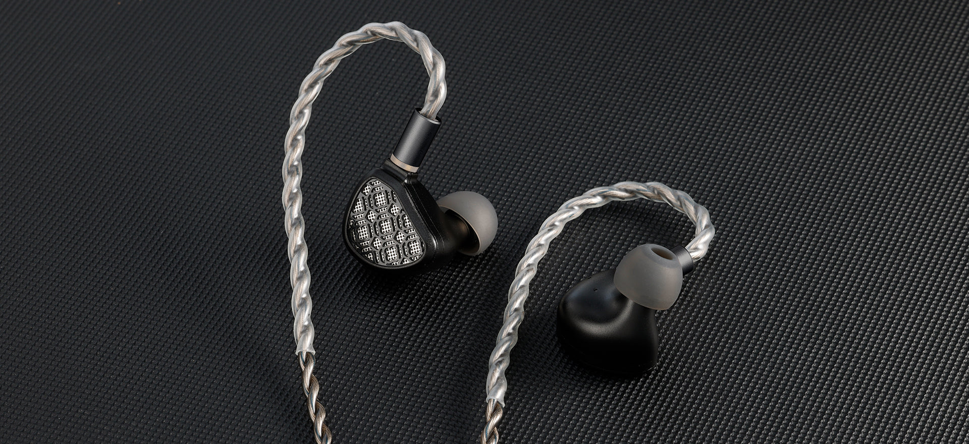 slider image slider_item_n4cQCq