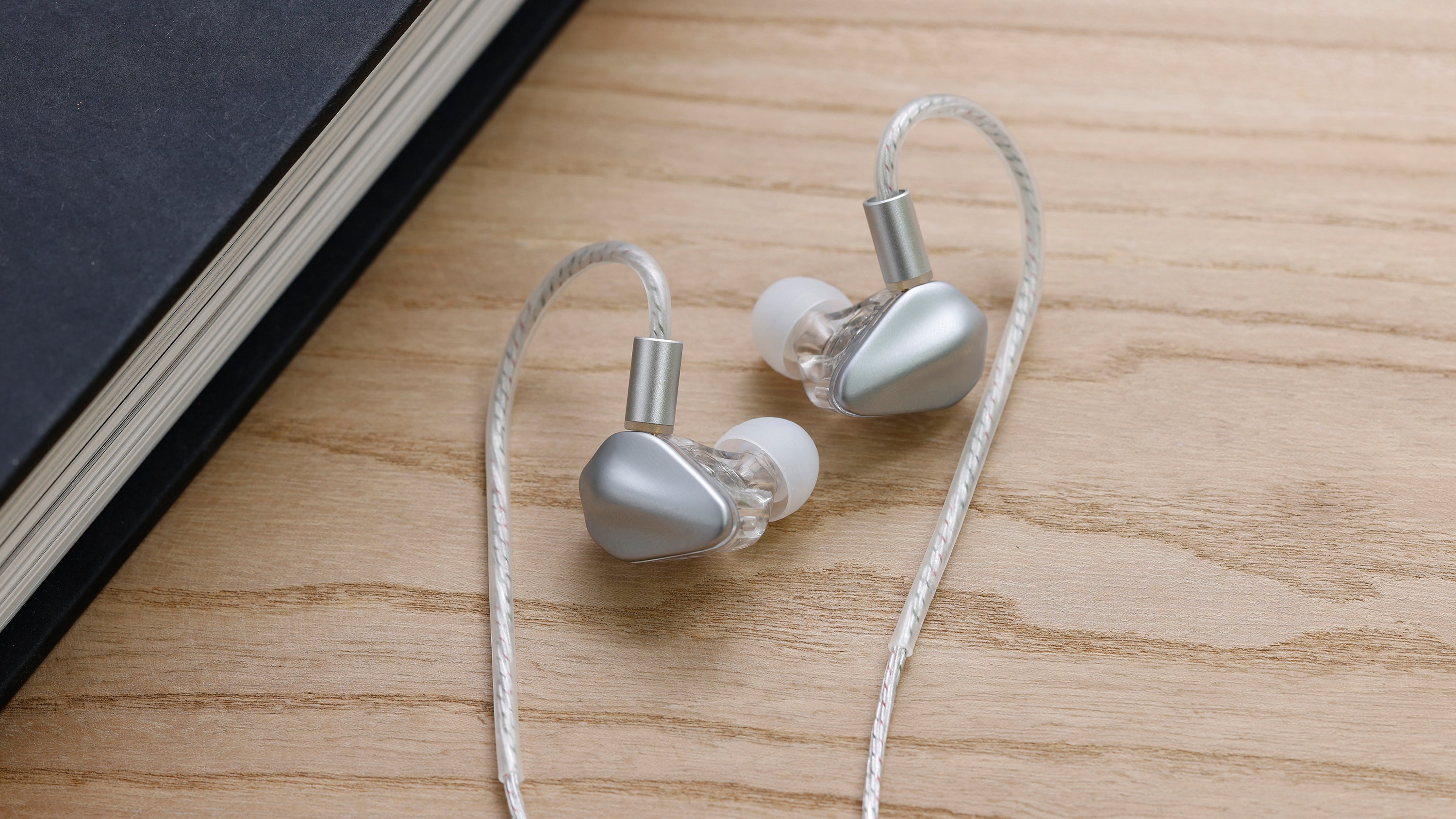slider image slider_item_8hbtdt